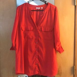 Flowing 3/4 sleeve blouse